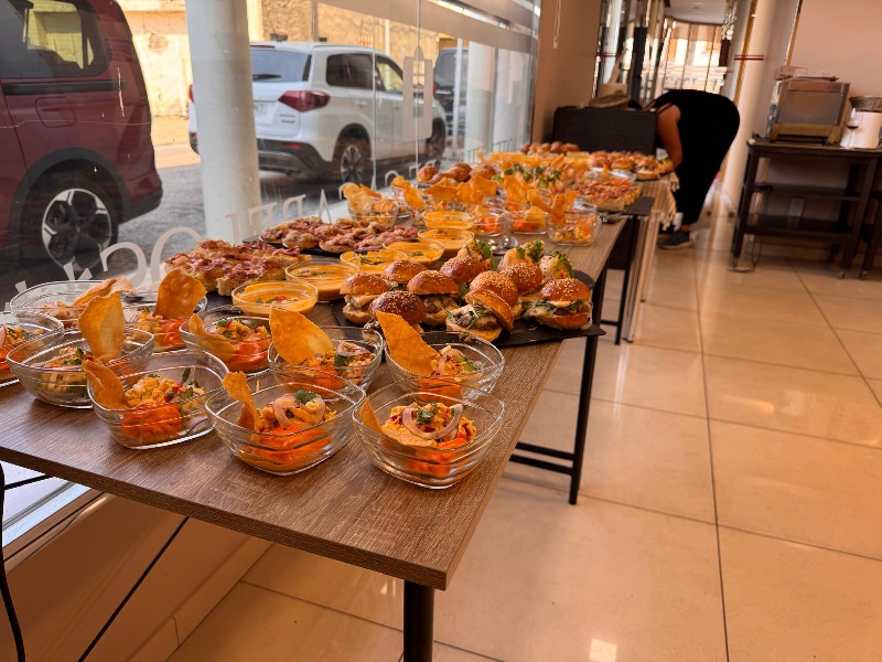 Ampliar Salón Eventos